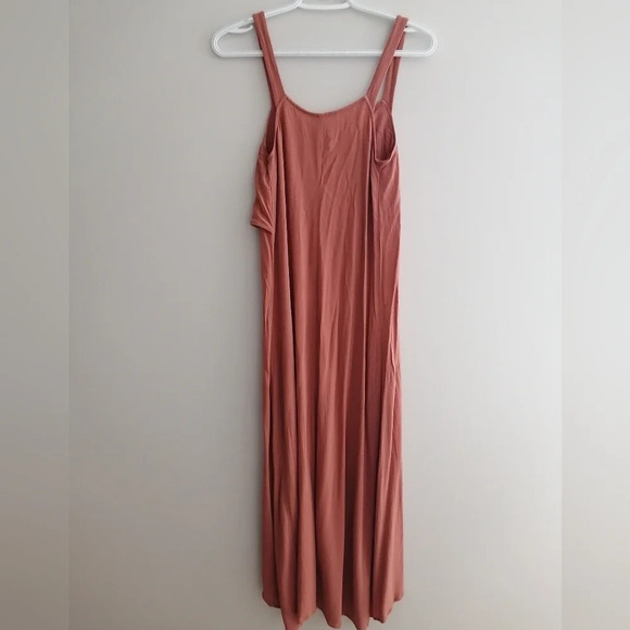 Leith Walk Thru Hi Low Asymetrical Flowy Tank Top with Train XS - Picture 3 of 15